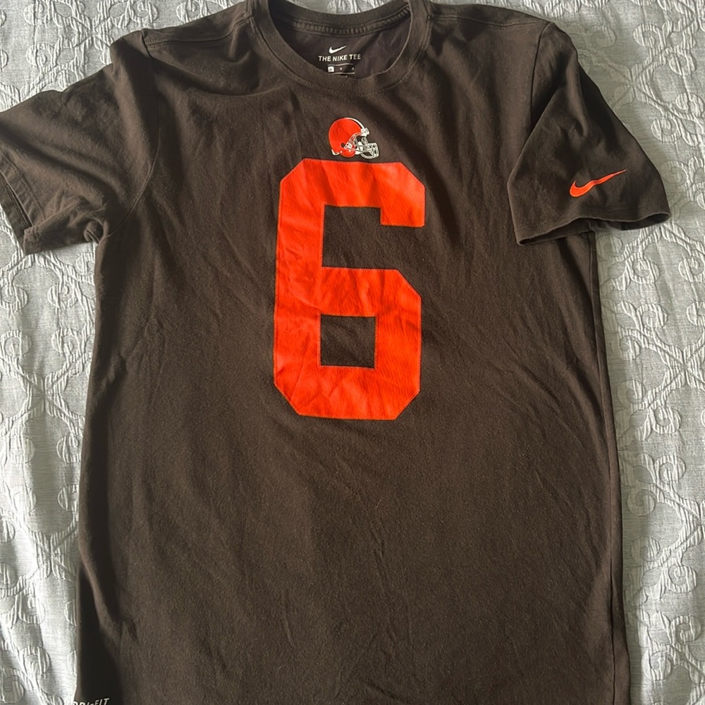 EUC Nike Dri-Fit Baker Mayfield Cleveland Browns Tee - Large